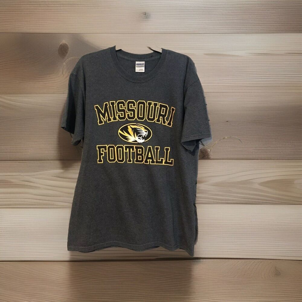 Missouri Tigers Football Large T-Shirt Men's Gray Team Fan Apparel Gildan Holes